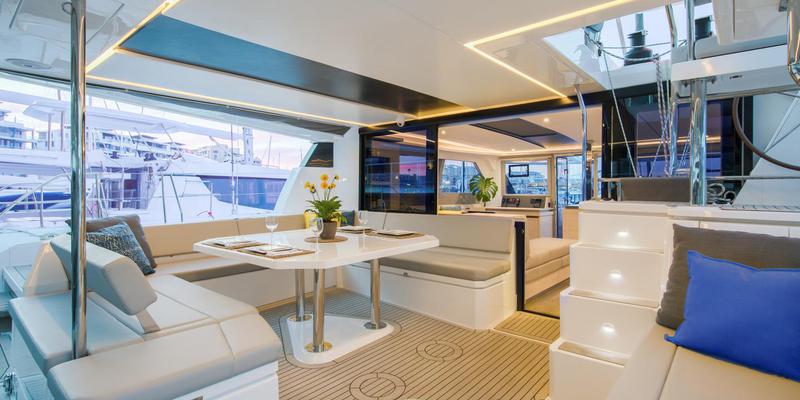Book yachts online - catamaran - Moorings 5000 - Moorings 5000 (2020) - rent