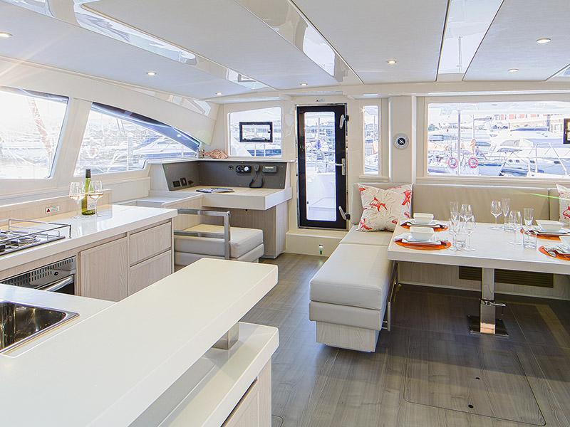 Book yachts online - catamaran - Moorings 4800 - Moorings 4800 (2017) - rent