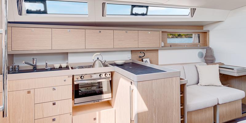 Book yachts online - sailboat - Moorings 453 - Moorings 453 (2016) - rent