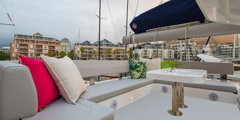 Book yachts online - catamaran - Moorings 4500L - Moorings 4500L (2022) - rent