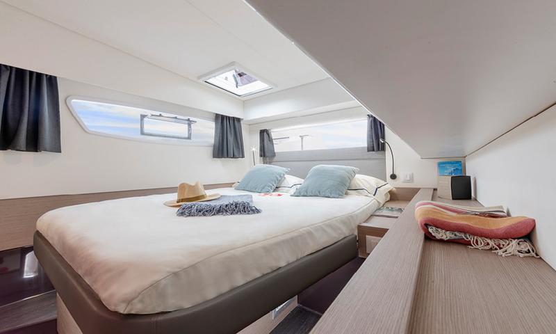 Book yachts online - catamaran - Elba 45 - Jasmine | A/C, Gen, Water-maker, 12 pax - rent