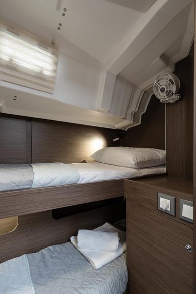 Book yachts online - sailboat - Oceanis 46.1 - Vienna Princess | Bow Thruster, Solar Panel, 12 pax - rent