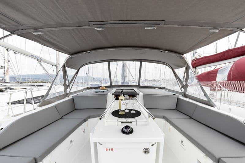 Book yachts online - sailboat - Oceanis 46.1 - Vienna Princess | Bow Thruster, Solar Panel, 12 pax - rent