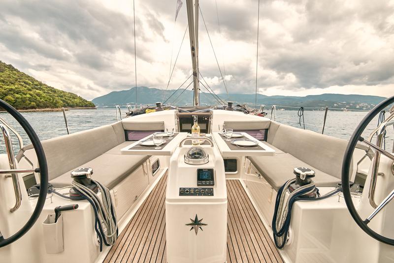 Book yachts online - sailboat - Sun Odyssey 440 - Nymeria | Water-maker, Solar Panel, Teak Cockpit - rent