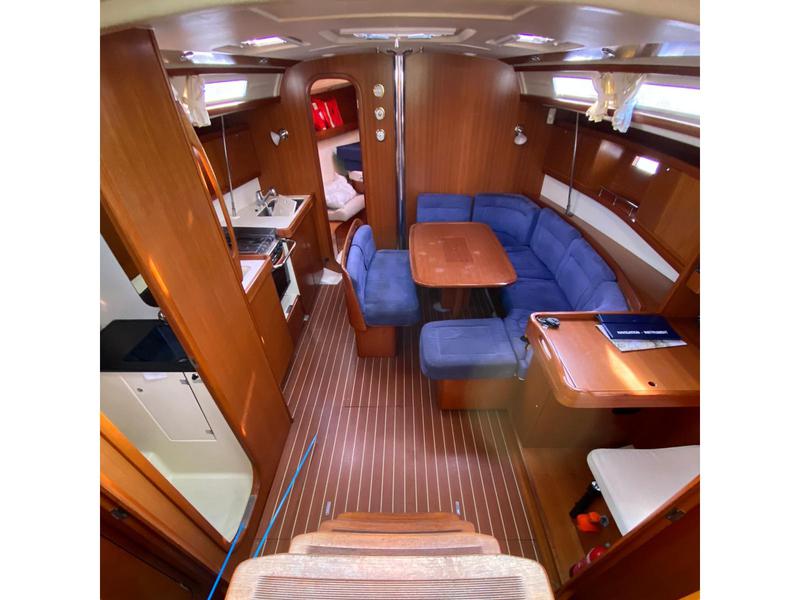 Book yachts online - sailboat - Dufour 425 - Surprise - rent