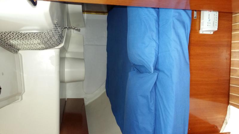 Book yachts online - sailboat - Jeanneau Sun Odyssey 35 - Mastef - rent