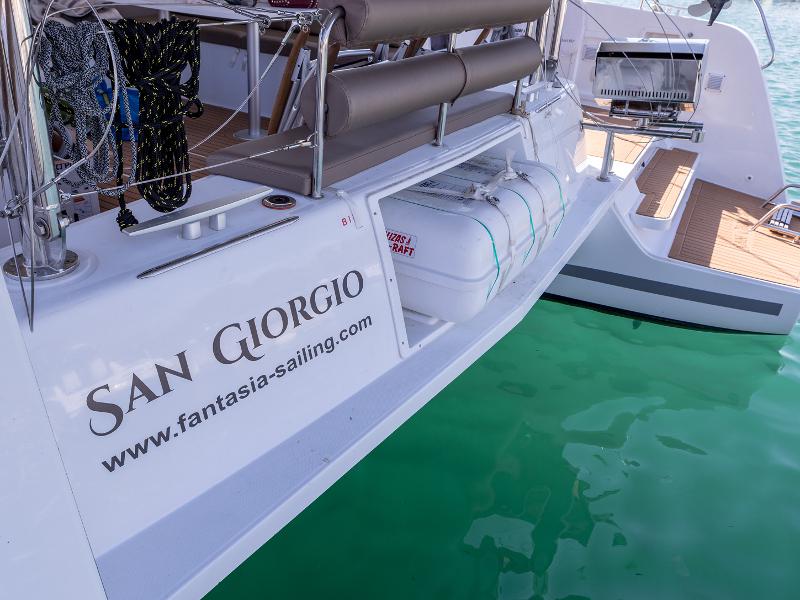 Book yachts online - catamaran - Lagoon 42 - San Giorgio - rent