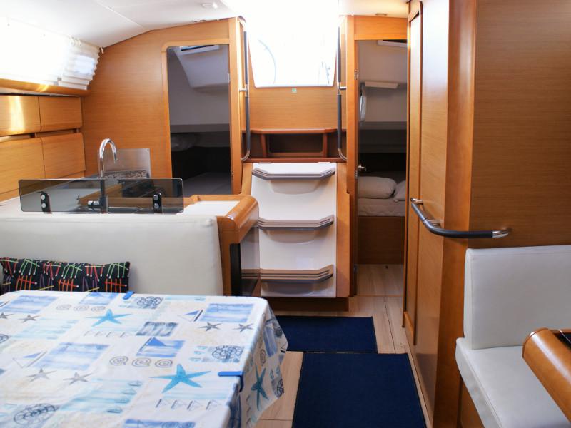 Book yachts online - sailboat - Sun Odyssey 409 - Birba I - rent