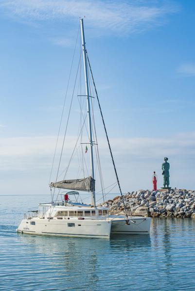 Book yachts online - catamaran - Lagoon 440 - Enjala - rent