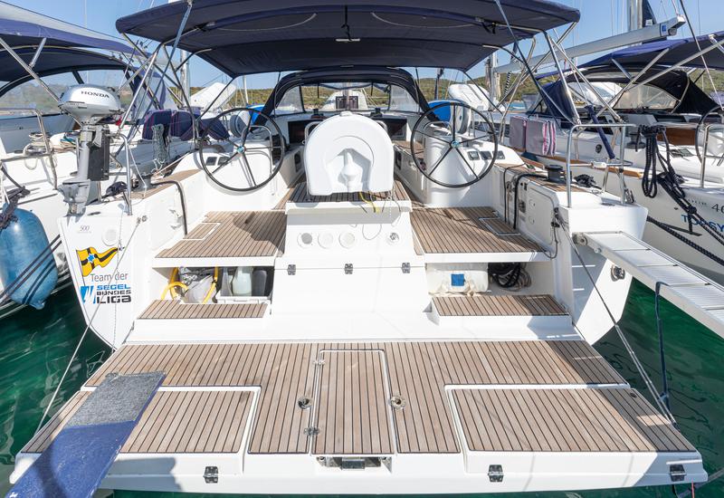 Book yachts online - sailboat - Dufour 500 Grand Large - Kosi - rent