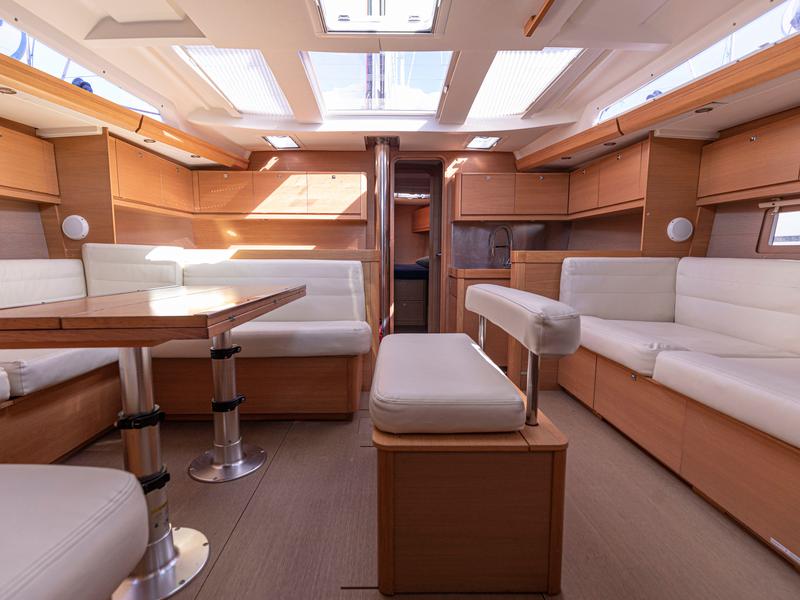 Book yachts online - sailboat - Dufour 500 Grand Large - Kosi - rent