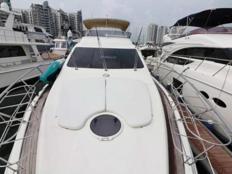 Book yachts online - motorboat - Azimut 55 Evolution - After 8 - rent