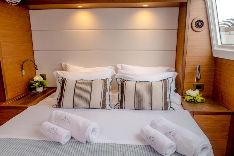 Book yachts online - catamaran - Lagoon 620 - Valium 62 - rent