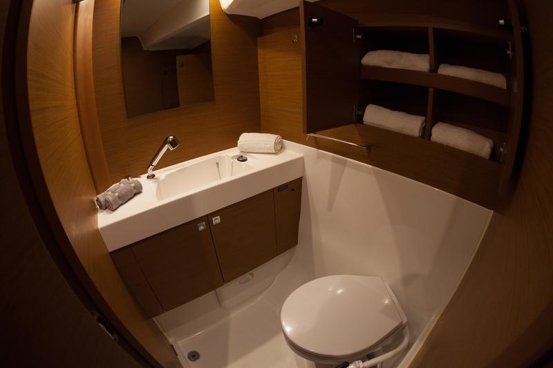 Book yachts online - sailboat - Sun Odyssey 519 -  5 cabs - MAISTROS - rent