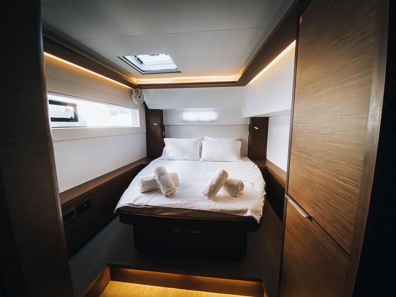 Book yachts online - catamaran - Lagoon 46 - Skippered - KIDEGE - rent