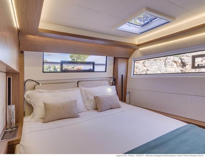 Book yachts online - catamaran - Lagoon 50 - ONEIDA 2 - rent