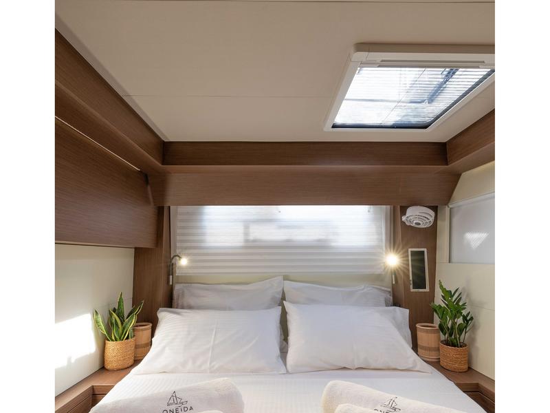 Book yachts online - catamaran - Lagoon 50 - ONEIDA 2 - rent