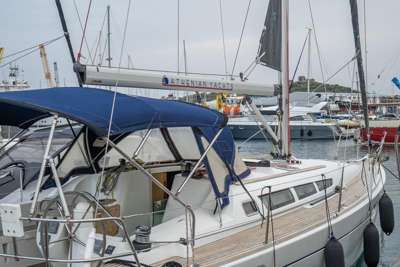 Book yachts online - sailboat - Sun Odyssey 42 i - BEST MEN - rent