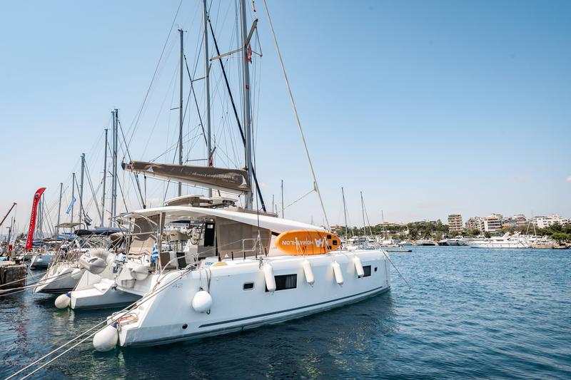 Book yachts online - catamaran - Lagoon 42 (4 dbl / 1 single ) - ANEMI - rent