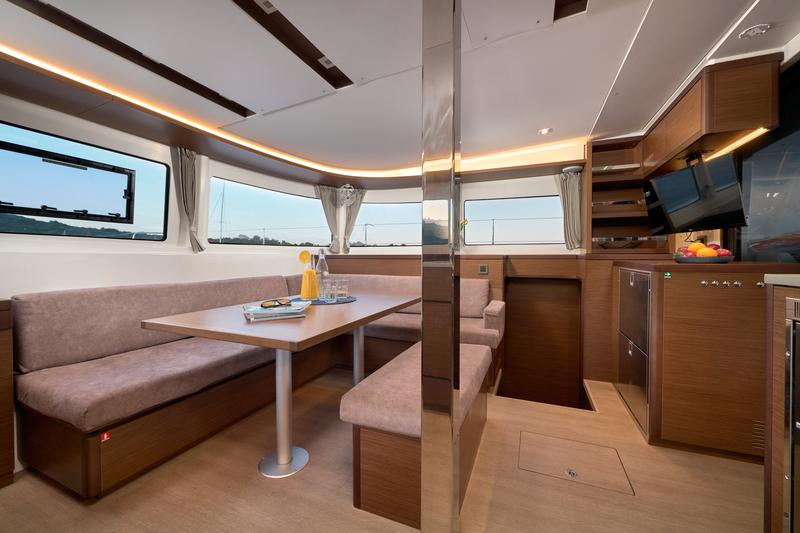 Book yachts online - catamaran - Lagoon 46 - Constellation  - rent