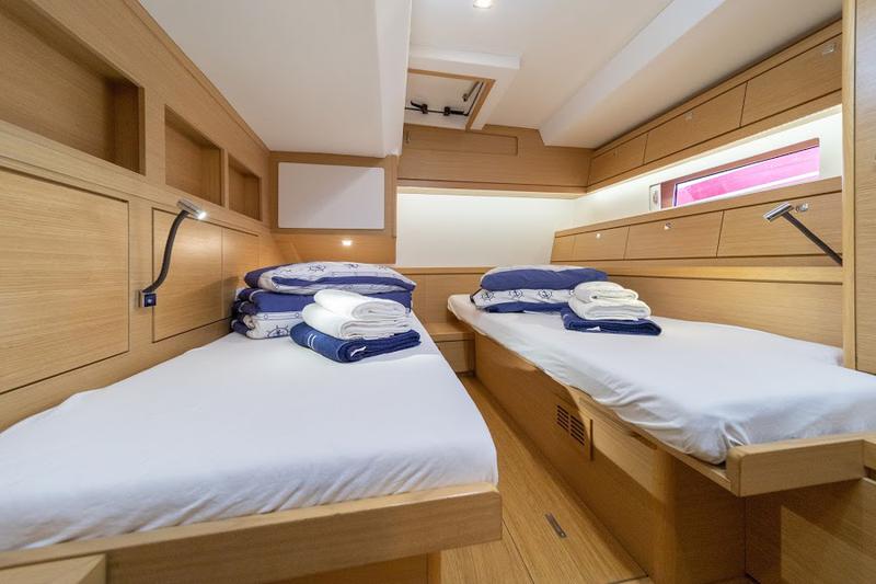 Book yachts online - sailboat - Dufour 63 Exclusive - BAHIA FELIZ V - rent
