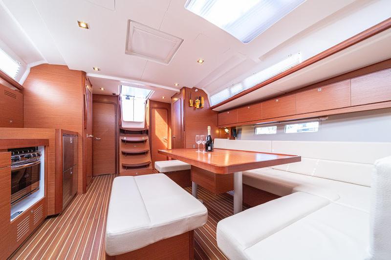 Book yachts online - sailboat - Dufour 460 Grand Large - CETO - rent