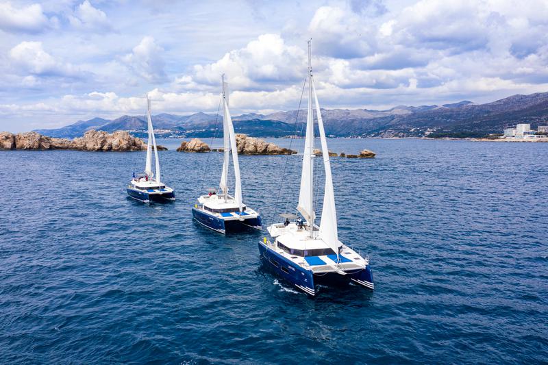 Book yachts online - catamaran - Dufour 48 Catamaran - NOX - rent