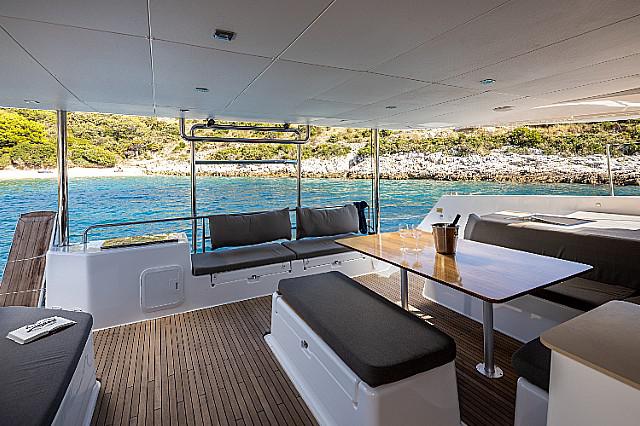 Book yachts online - catamaran - Dufour 48 Catamaran - BRO - rent