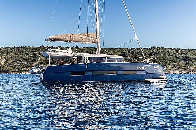 Book yachts online - catamaran - Dufour 48 Catamaran - BRO - rent