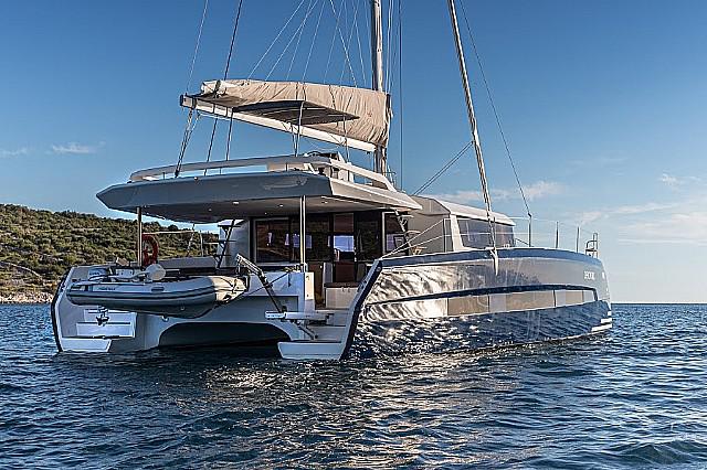 Book yachts online - catamaran - Dufour 48 Catamaran - BRO - rent