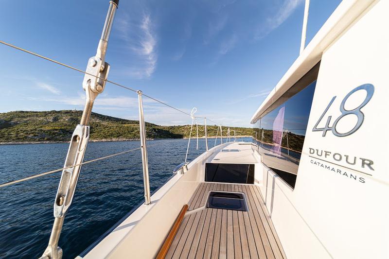 Book yachts online - catamaran - Dufour 48 Catamaran - UNO - rent