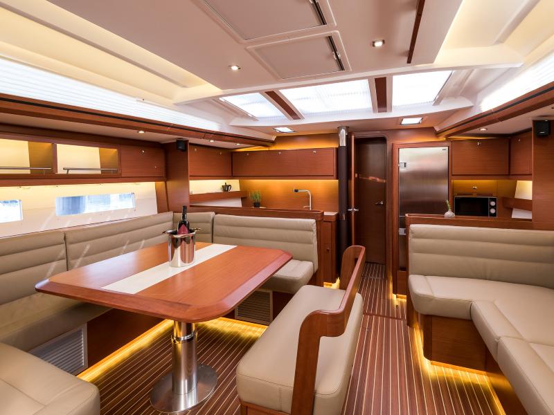 Book yachts online - sailboat - Dufour 56 Exclusive - BAZILIO - rent