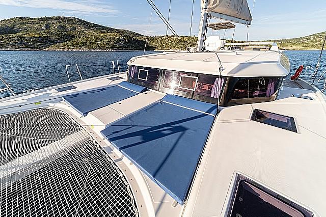 Book yachts online - catamaran - Dufour 48 Catamaran - AVE - rent