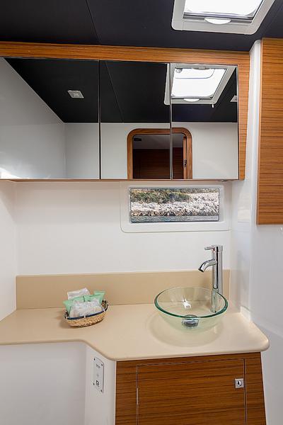 Book yachts online - catamaran - Dufour 48 Catamaran - AVE - rent