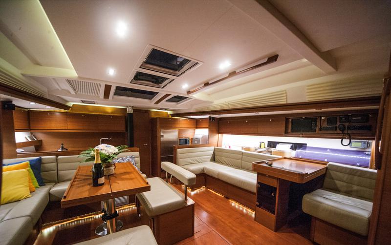Book yachts online - sailboat - Dufour 56 Exclusive - TEFNUT - rent