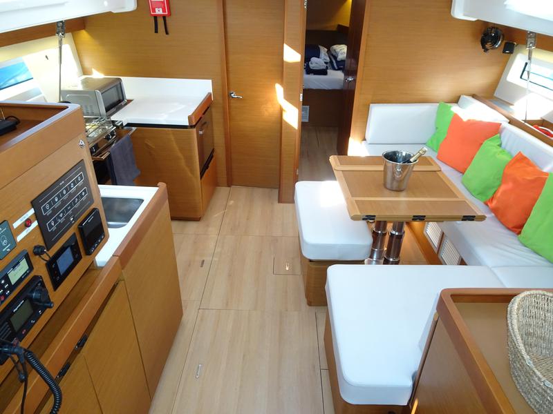 Book yachts online - sailboat - Sun Odyssey 490 - DONAR - rent