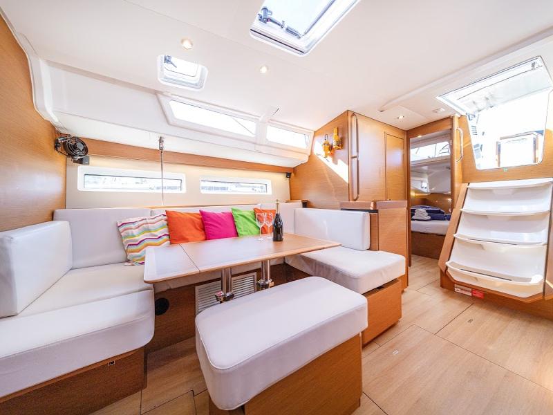 Book yachts online - sailboat - Sun Odyssey 490 - FREKI - rent