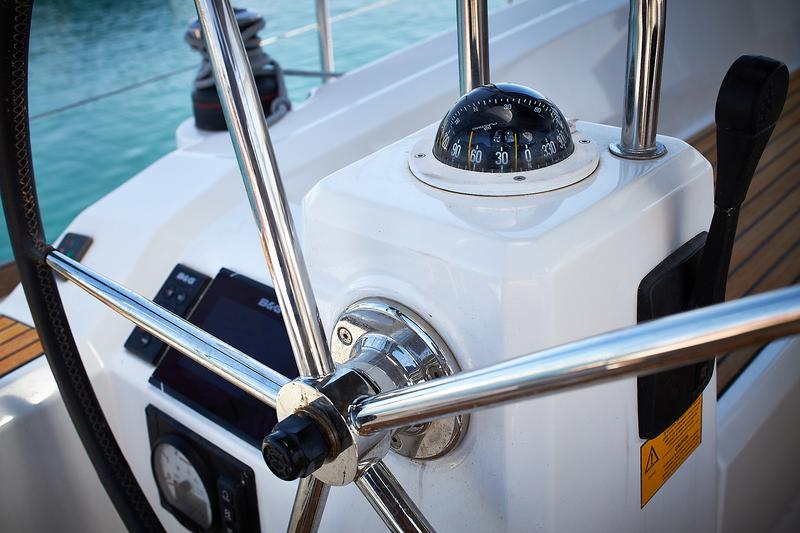 Book yachts online - sailboat - Oceanis 38.1 - Mici - rent