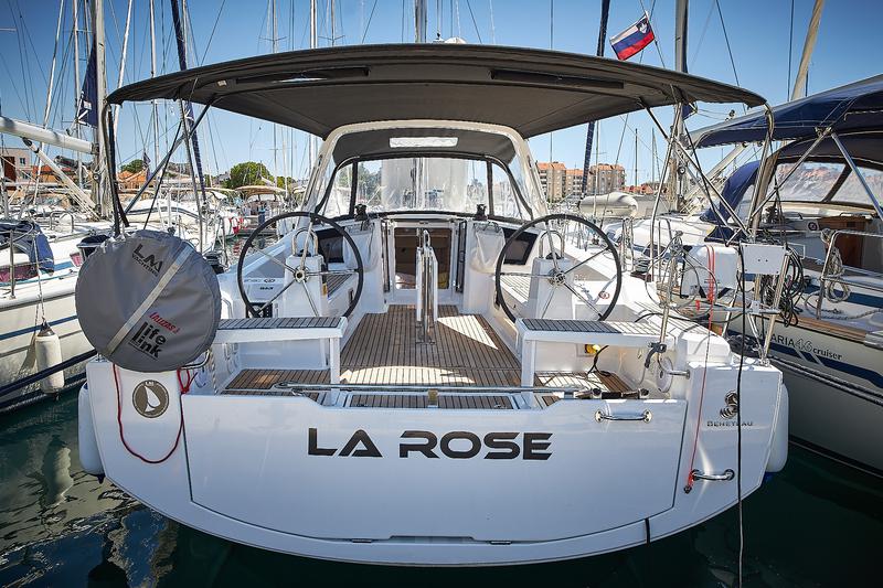 Book yachts online - sailboat - Oceanis 38.1 - La Rose - rent