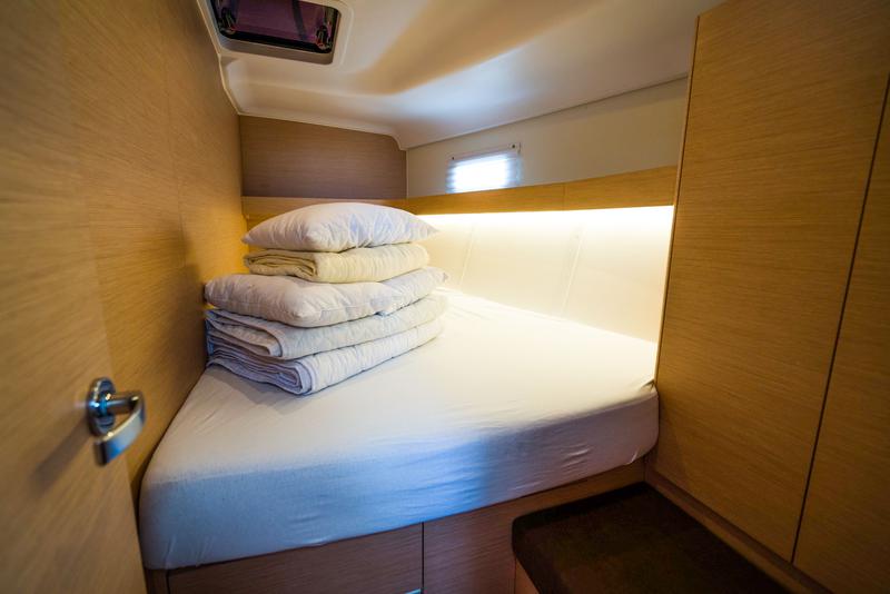 Book yachts online - sailboat - Elan 50 Impression - Escape II - rent