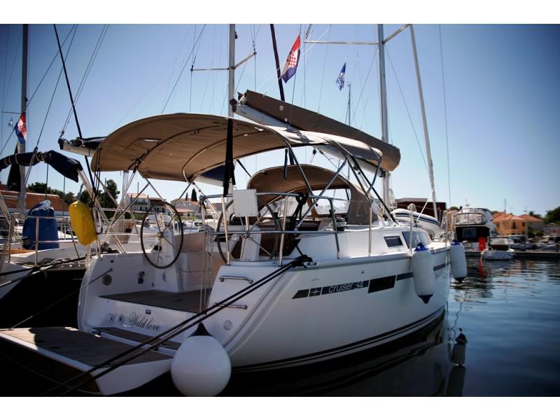 Book yachts online - sailboat - Bavaria 34 Cruiser - Wild love - rent