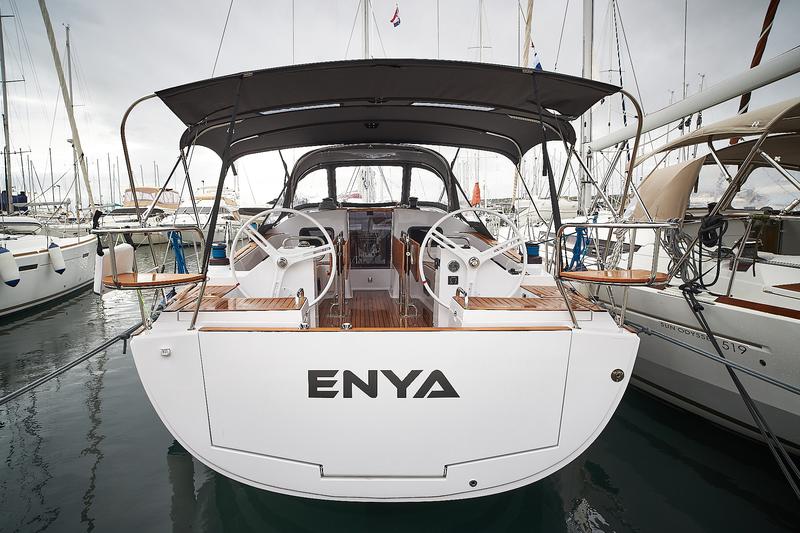 Book yachts online - sailboat - Elan Impression 45.1 - Enya - rent
