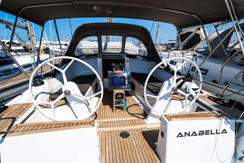 Book yachts online - sailboat - Hanse 345 - Anabella - rent