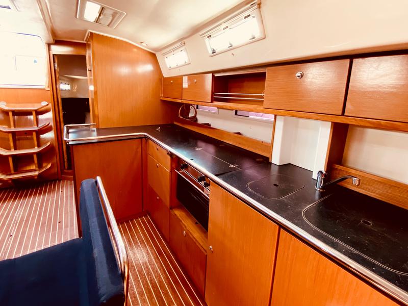 Book yachts online - sailboat - Bavaria Cruiser 45 - Rachelle (Refit 2022) - rent
