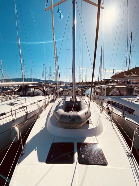Book yachts online - sailboat - Bavaria Cruiser 45 - Rachelle (Refit 2022) - rent