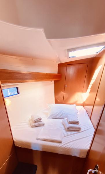 Book yachts online - sailboat - Bavaria Cruiser 45 - Rachelle (Refit 2022) - rent