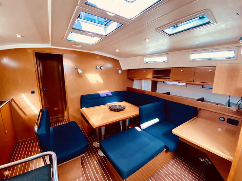 Book yachts online - sailboat - Bavaria Cruiser 45 - Rachelle (Refit 2022) - rent