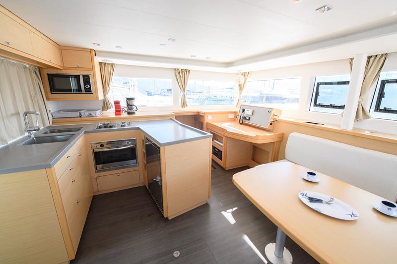 Book yachts online - catamaran - Lagoon 450  Flybridge - Athina (A/C - Generator) (Pax 12) (Rebuilt 2020) - rent