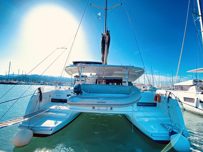 Book yachts online - catamaran - Lagoon 42 - Kaiki (A/C - Generator) - rent