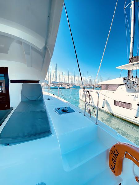 Book yachts online - catamaran - Lagoon 42 - Kaiki (A/C - Generator) - rent